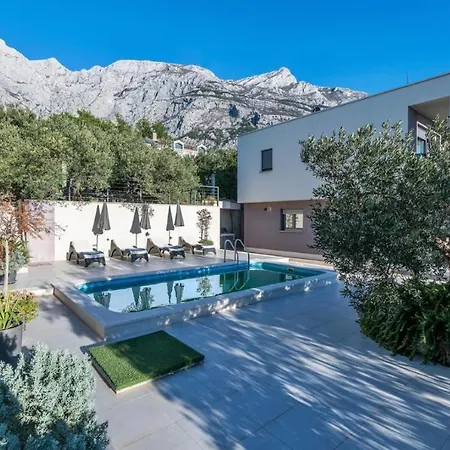 Ribica Veliko Brdo (Makarska)